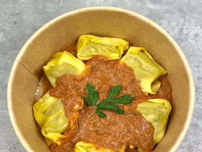 Tortelloni al ragu